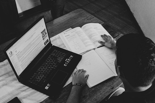Franco alva cXjcd98U4mY unsplash